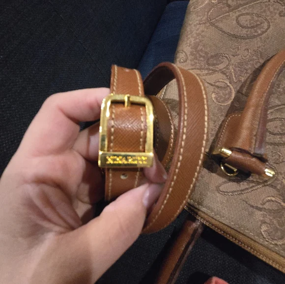 Nina Ricca Purse - Picture 6 of 6